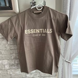 FEAR OF GOD ESSENTIALS T-SHIRT
